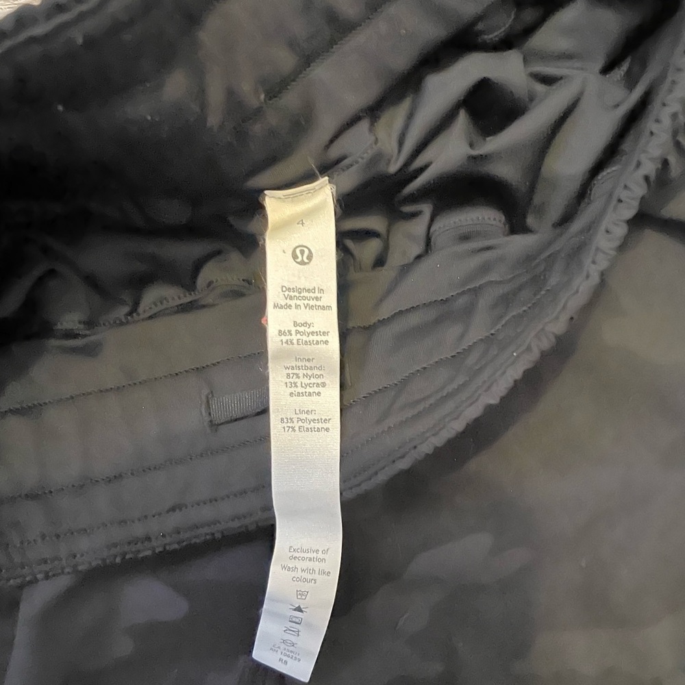 lululemon athletica Black Camouflage Athletic Shorts - Picture 4 of 4